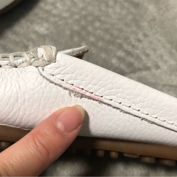 MINNETONKA White Leather Slid on Loafers Boat Shoes Women Size 5 - Picture 11 of 12